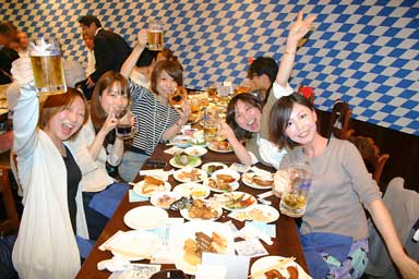 オクトーバーフェストin大阪2012/みんなでプロースト(乾杯)!