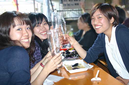 オオサカオクトーバーフェスト2013／ビール女子も乾杯！