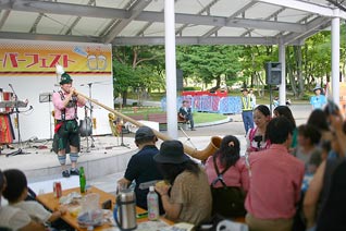 金沢オクトーバーフェスト2014/アルプホルンが会場に響く 画像